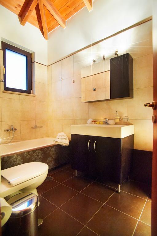 Villa Zoúrva Kamer foto